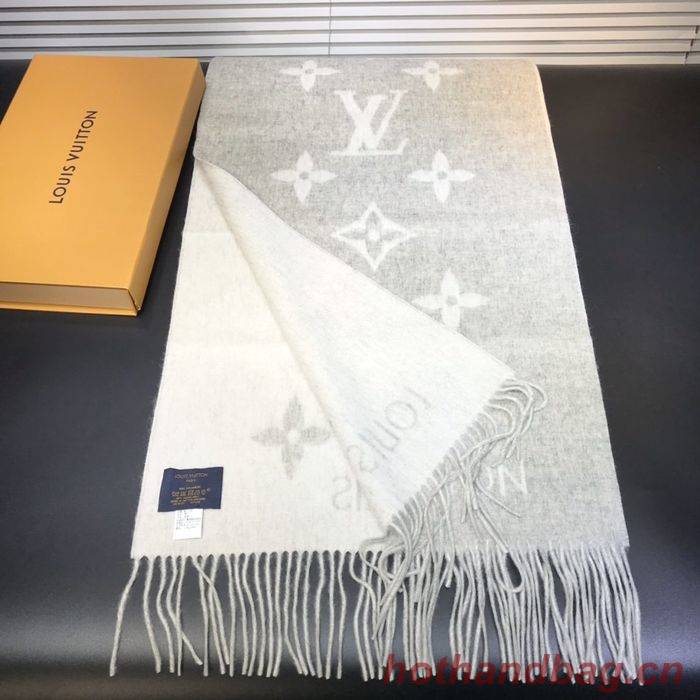 Louis Vuitton Scarf LV00045